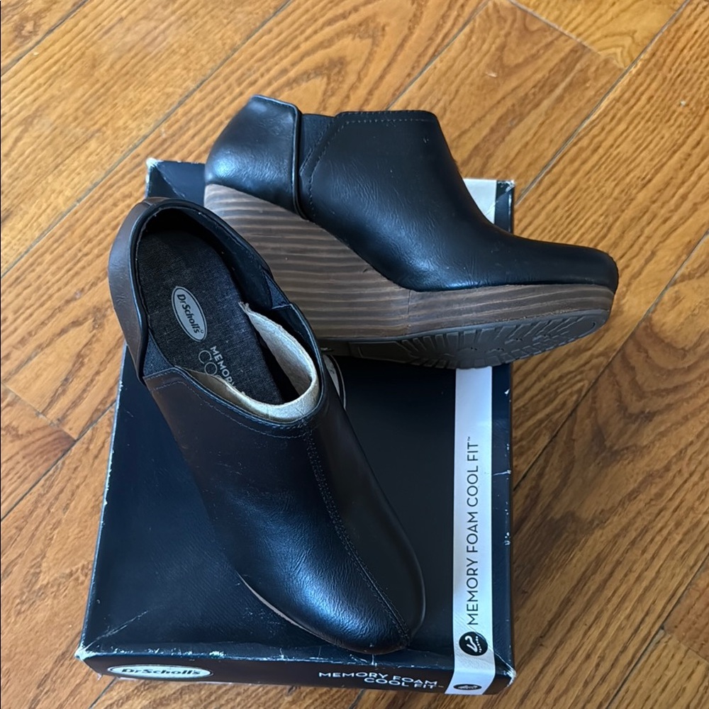 Dr.Scholls Black Leather Wedge Shoes
